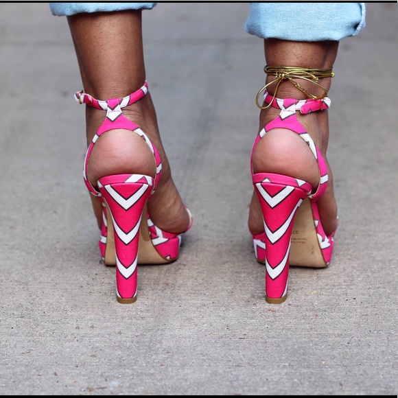 SOLD! ⛔️Charlie by Matthew Zinc Candy Cane Heels  - Picture 5 of 5